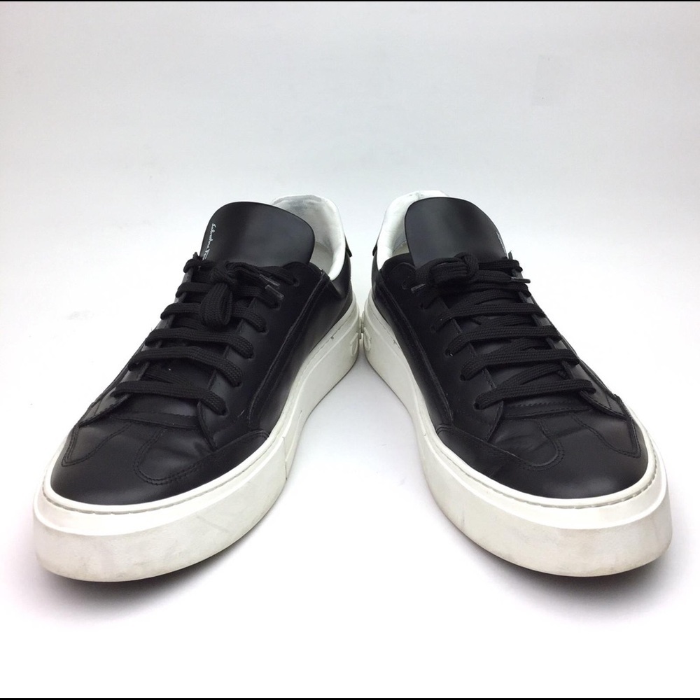 SALVATORE FERRAGAMO Borg Sneaker sz 8